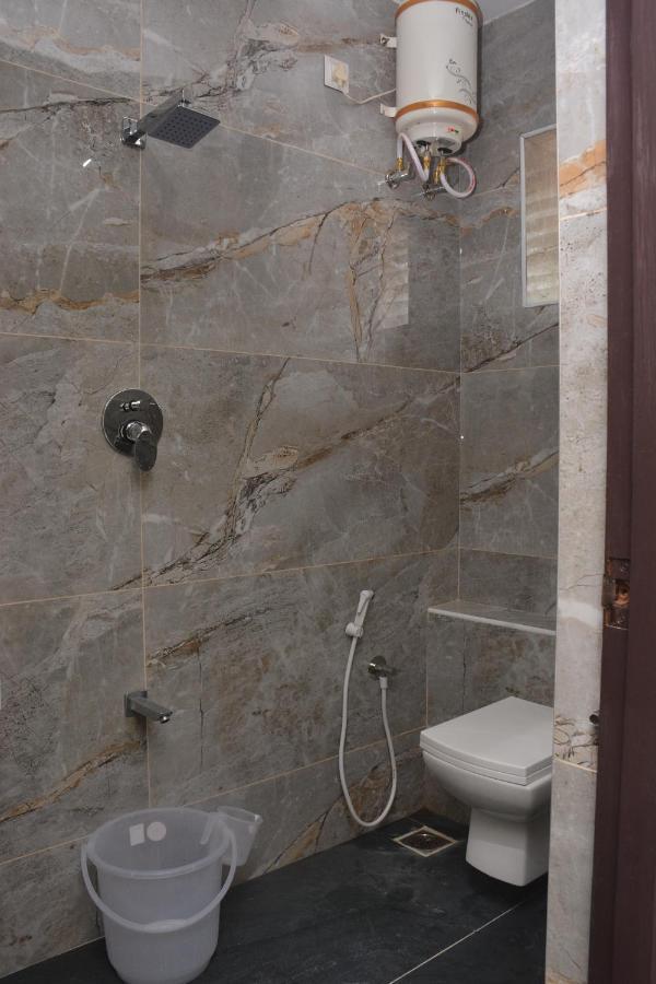 Arihanth Inn Vellore Exterior photo